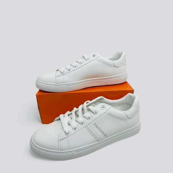 Tenis blancos